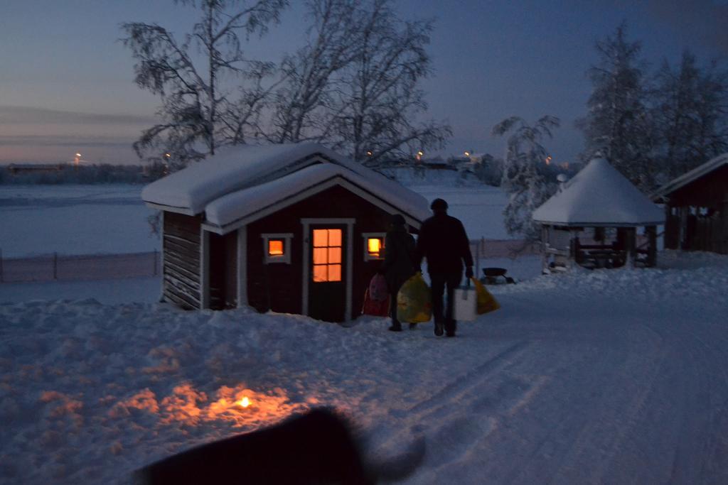 Kelotin Rantamajat Hotell Leppäjärvi Exteriör bild
