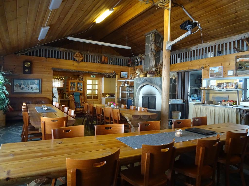 Kelotin Rantamajat Hotell Leppäjärvi Exteriör bild